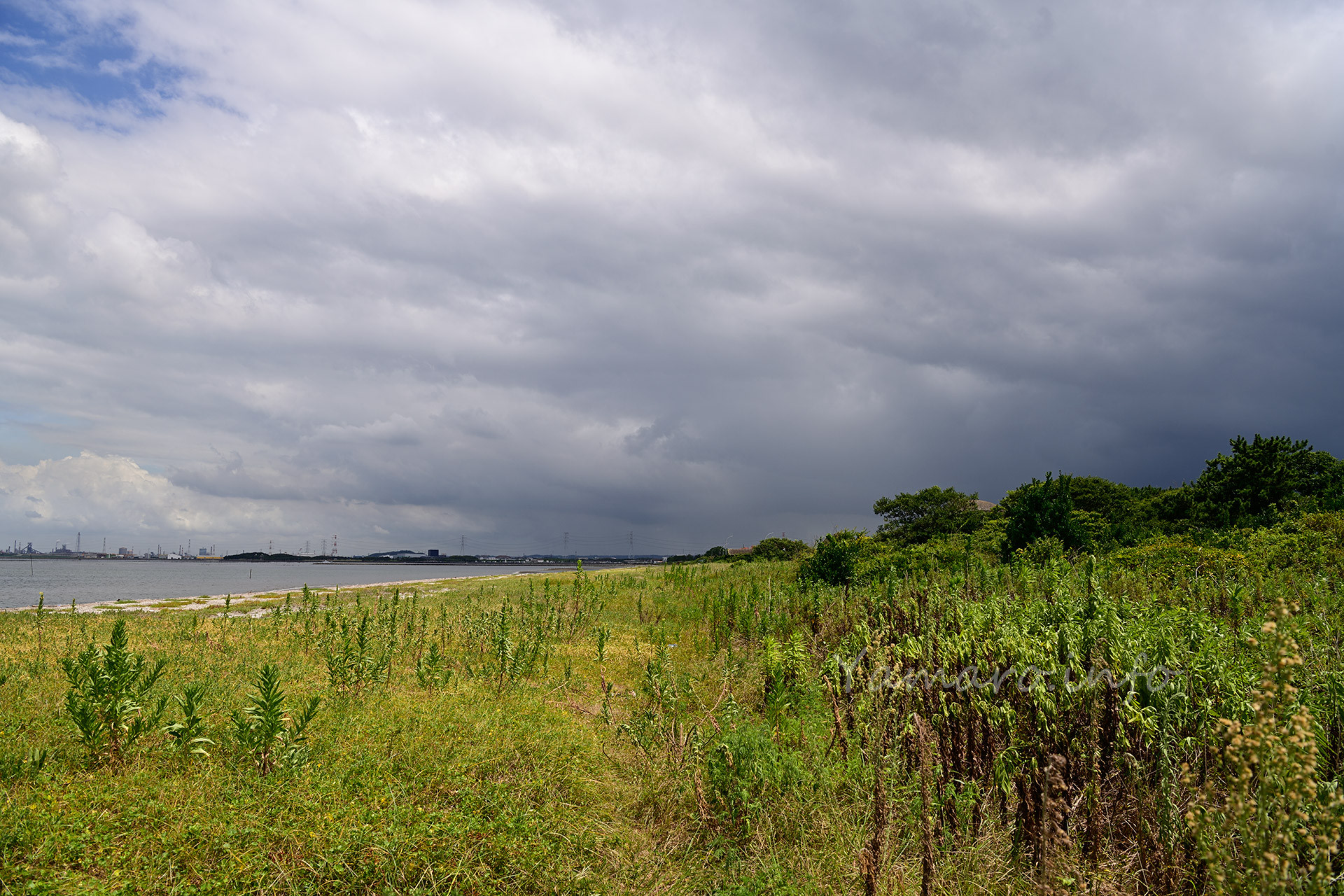 次に訪れたのは、富津岬の海岸沿いにある監的所。